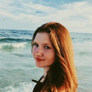 Meet your Posher, Zoe